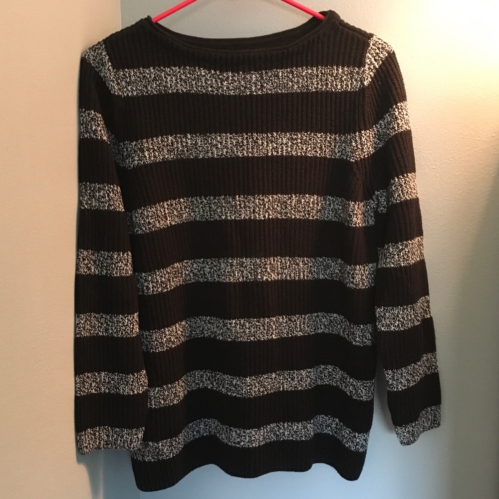 Ribbed sweater